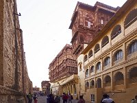 Palais depuis l'intérieur des remparts
